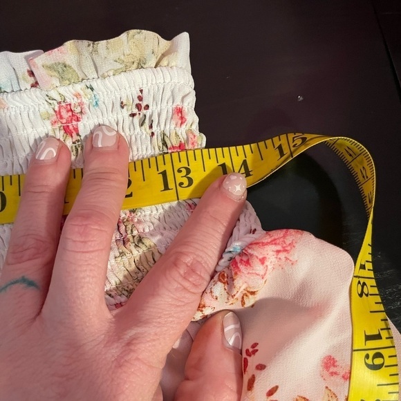 Cute Pink Tiered Ruffle Stretch Wide Waist XL Skirt Giving Strawberry Shortcake - Picture 10 of 12